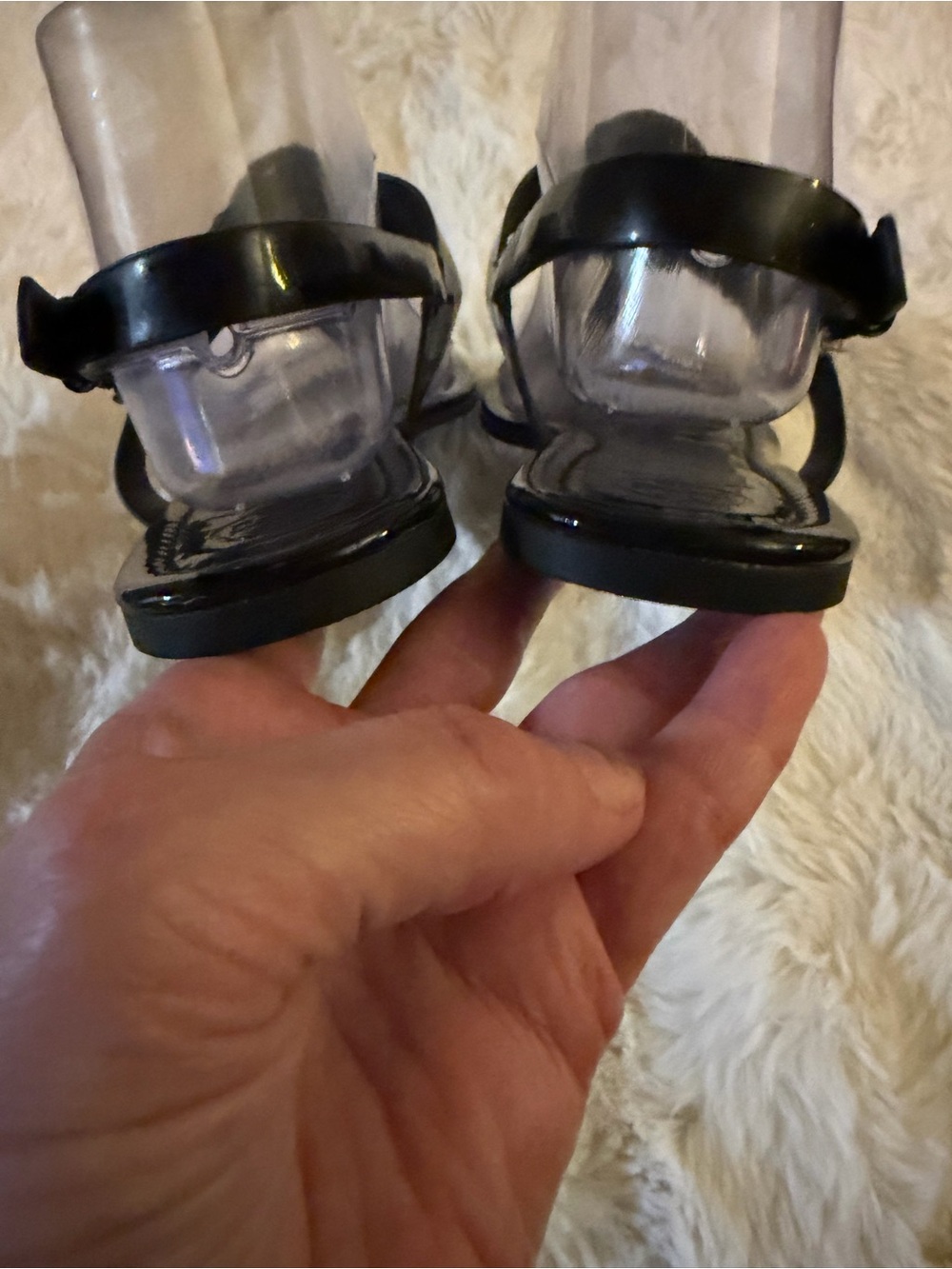 🔥Final price unless bundled. Tory Burch Black Patent leather Thong Sandals - Picture 4 of 9